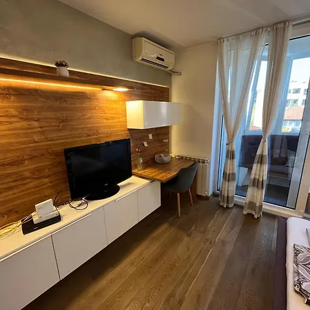 Hedonic Apartment Belgrade